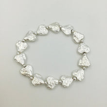 Load image into Gallery viewer, Hammered Heart Stretch Bracelet
