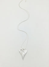 Load image into Gallery viewer, Long Heart Necklace
