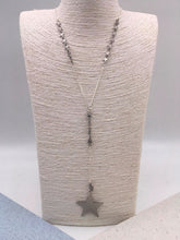 Load image into Gallery viewer, Long Star Necklace
