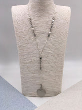 Load image into Gallery viewer, Long Heart Necklace
