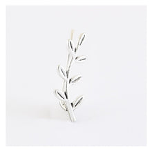 Load image into Gallery viewer, Leaf Silver Earline
