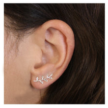Load image into Gallery viewer, Leaf Silver Earline
